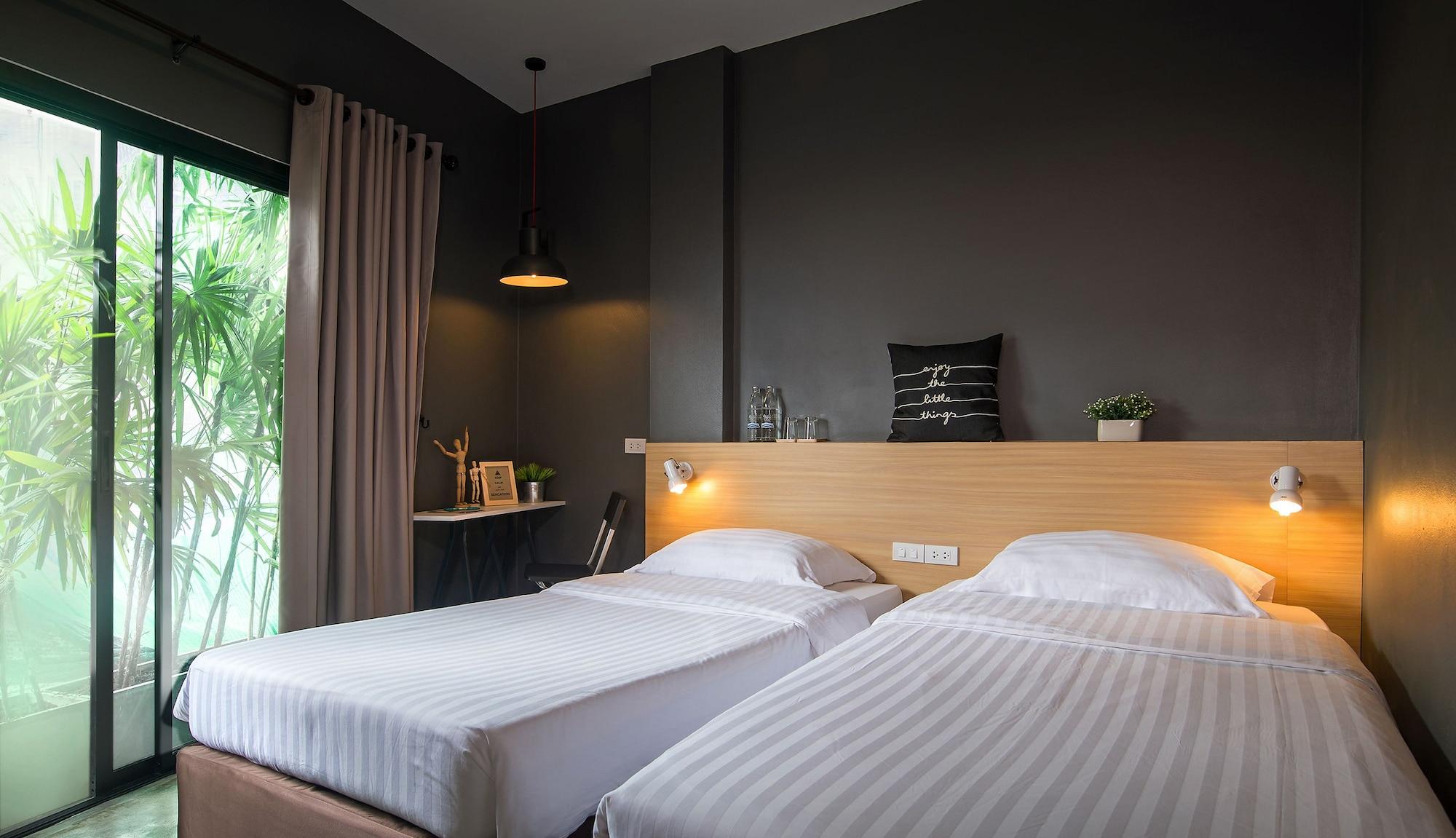 Srisuksant Square Hostel Krabi town Екстериор снимка