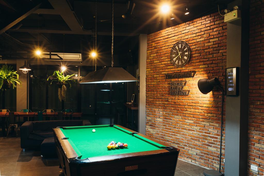 Srisuksant Square Hostel Krabi town Екстериор снимка