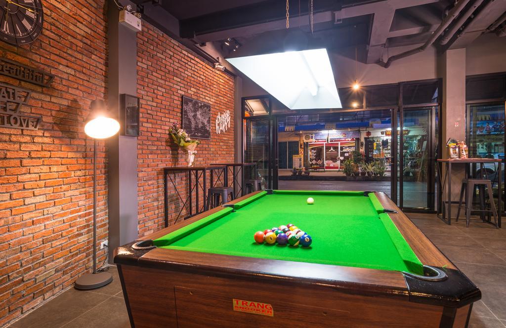 Srisuksant Square Hostel Krabi town Екстериор снимка